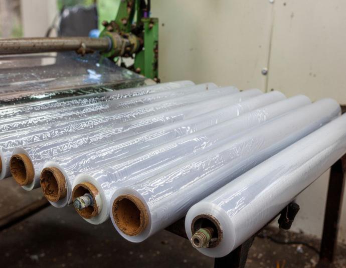 Cómo elegir entre fabricante de playo o distribuidor